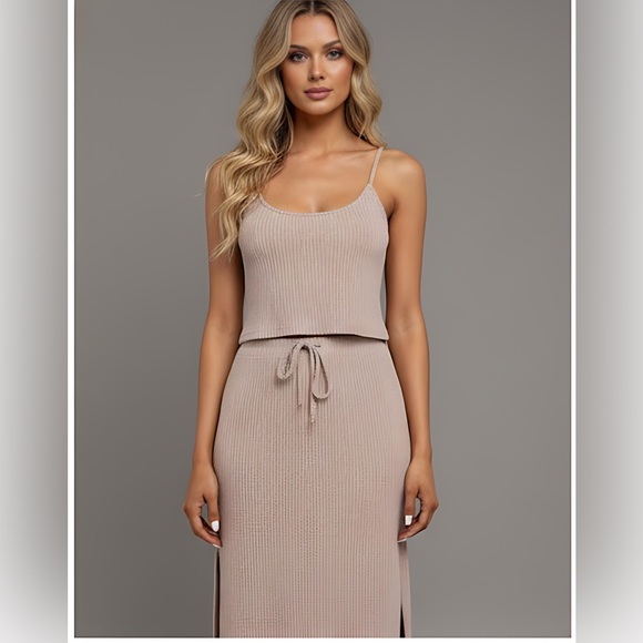 Ribbed Sleeveless Split Hem Drawstring Dress - Picture 1 of 7